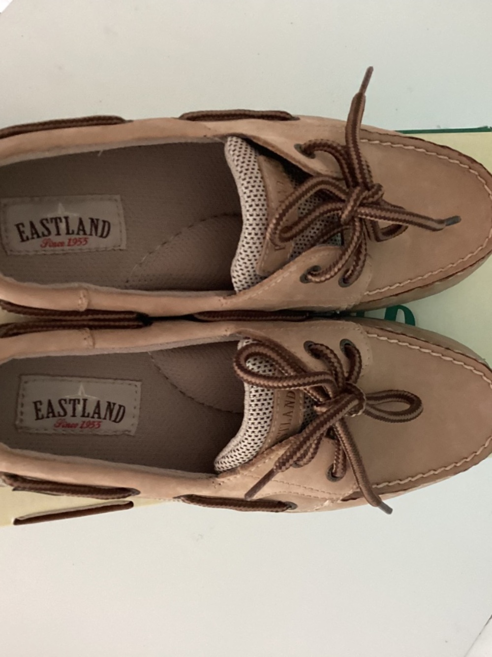Eastland Women's Leather Sunrise Slip-On Boat Shoes Color: Tan Sz 7 - Picture 8 of 8